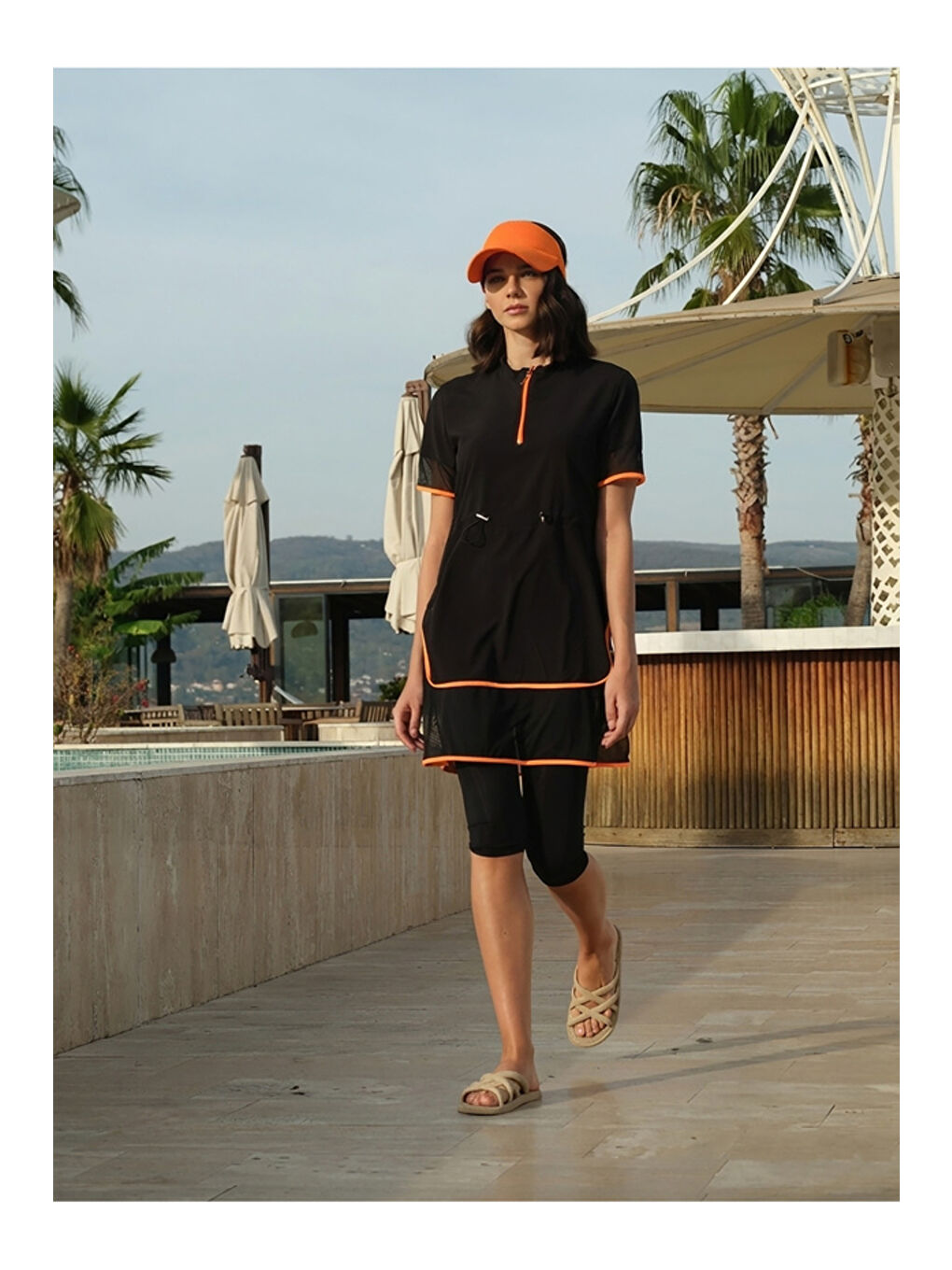 Siyah Kadın Kısa Kollu Biyeli Fermuarlı Spor Kaprili Hızlı Kuruyan Spor Kapalı Genç Mayo-1