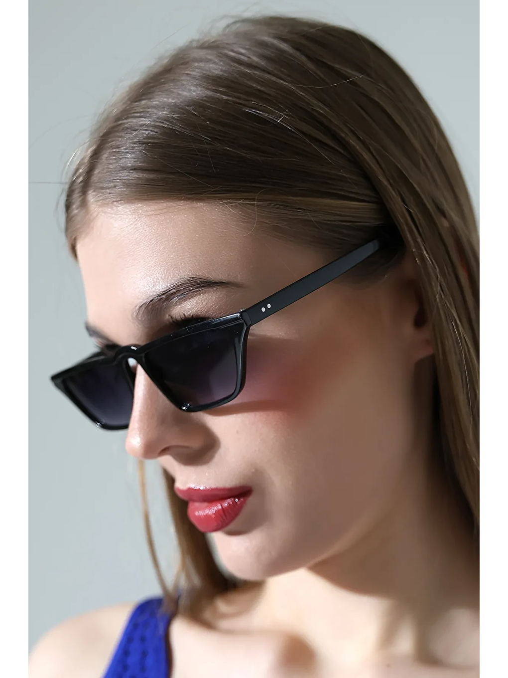 Kadın Siyah Cat-Eye İnce Çerçeve Güneş Gözlüğü-2