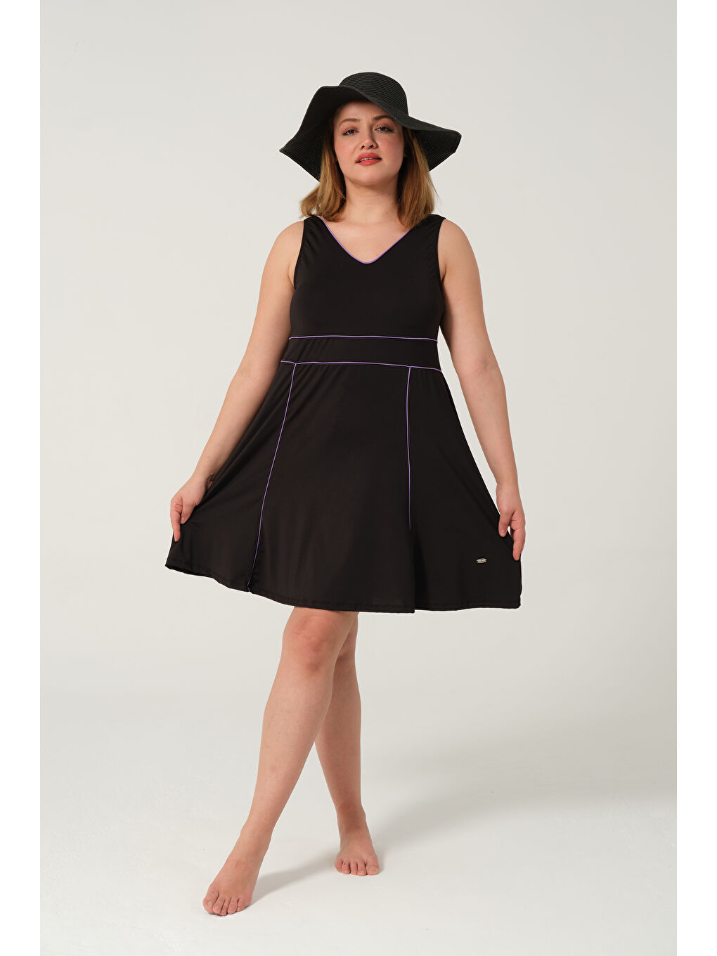 Siyah Kadın Büyük Beden Şortlu Hızlı Kuruyan Kalın Askılı Biyeli Şortlu Elbise Mayo-7