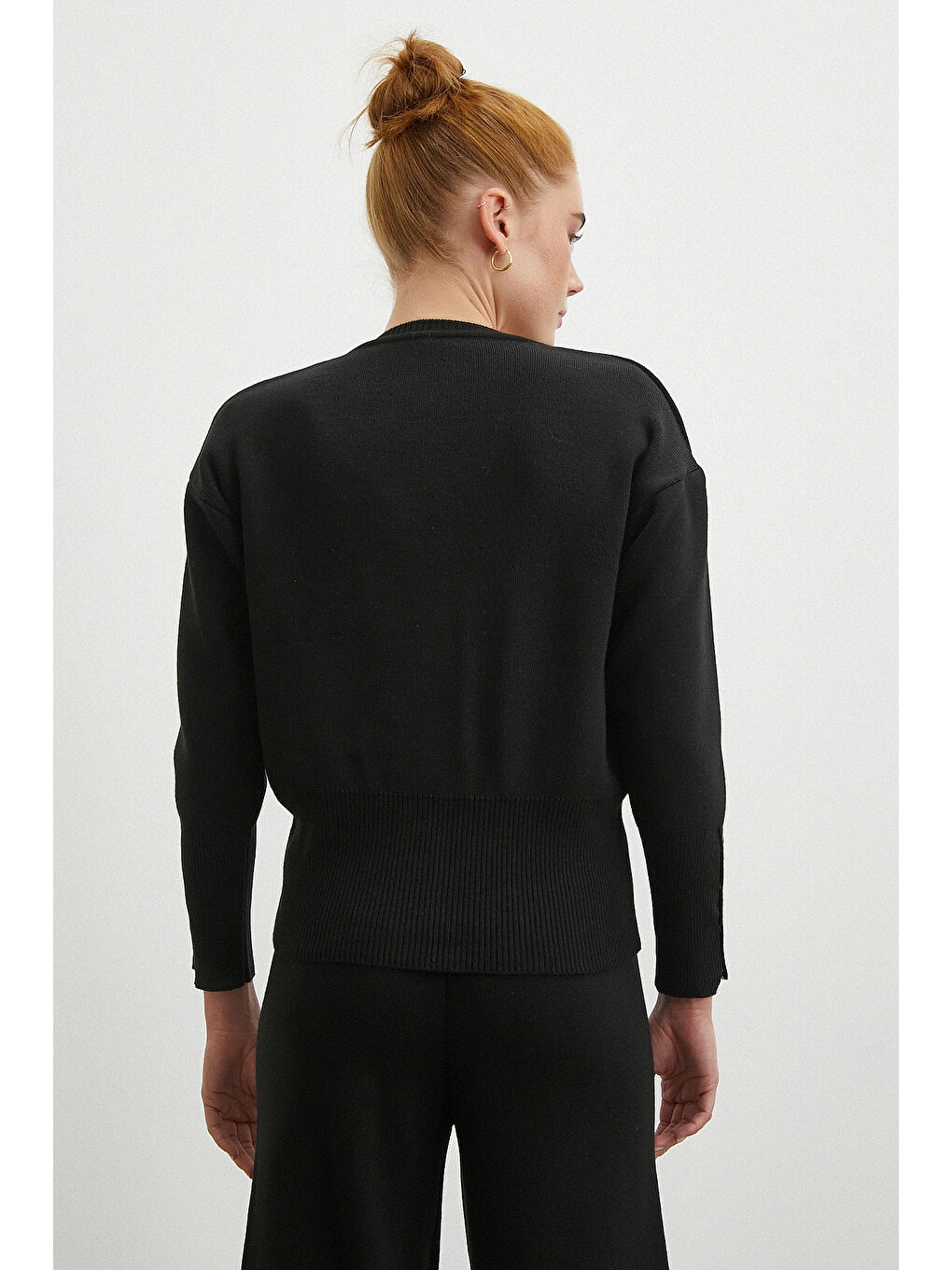 Çıtçıtlı Pantolonlu Triko Takım Siyah-4