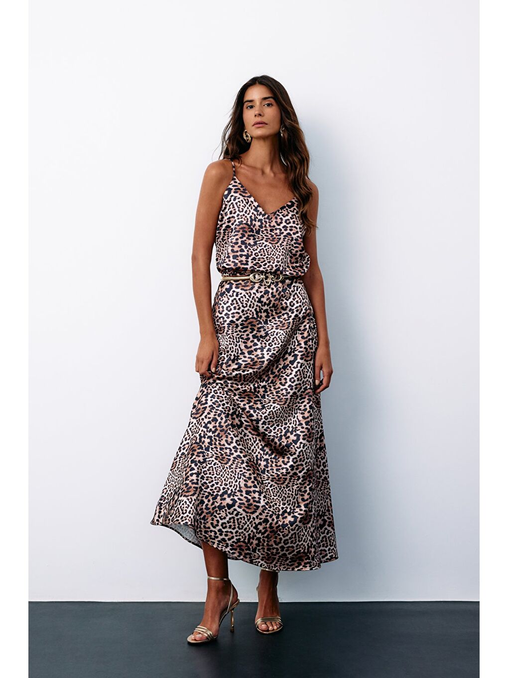 Bej Leopar Desenli Saten Etek - Vizon-2