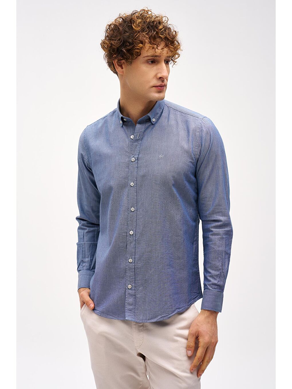 Lacivert Dynamic Fit Düğmeli Yaka Düz Uzun Kollu Cepsiz Pamuklu Gömlek-1