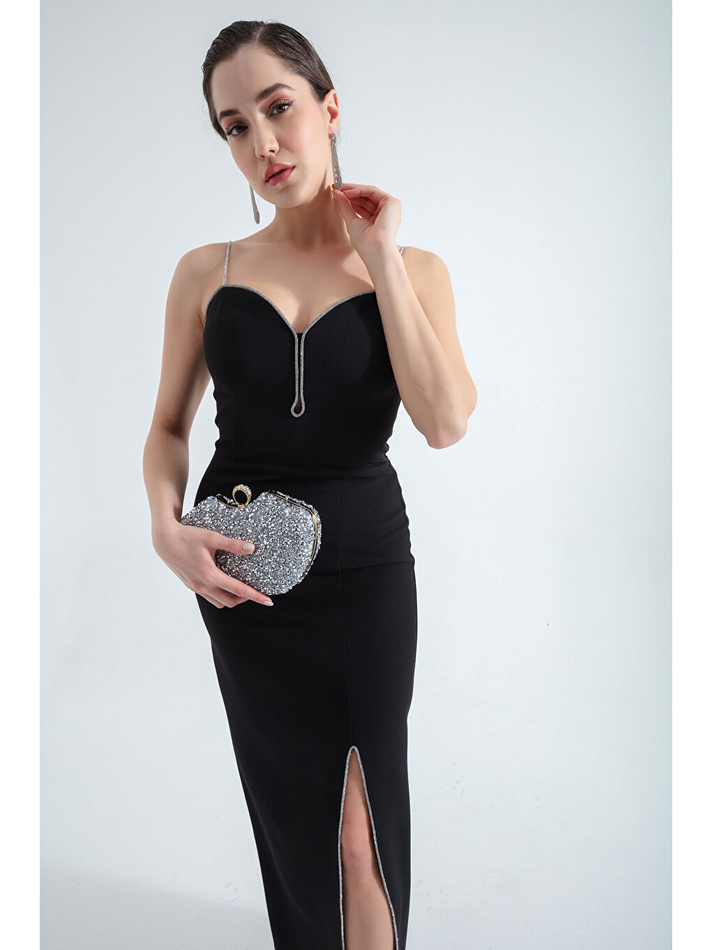 Kadın Siyah Taş Askılı Yırtmaçlı Midi Abiye Elbise-2