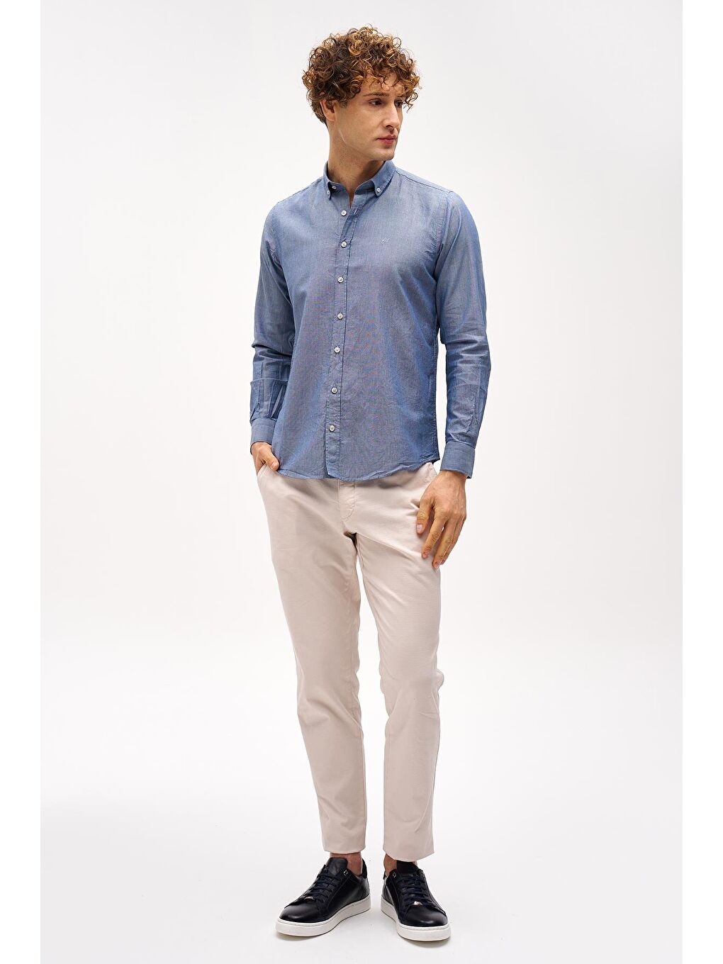 Lacivert Dynamic Fit Düğmeli Yaka Düz Uzun Kollu Cepsiz Pamuklu Gömlek-3