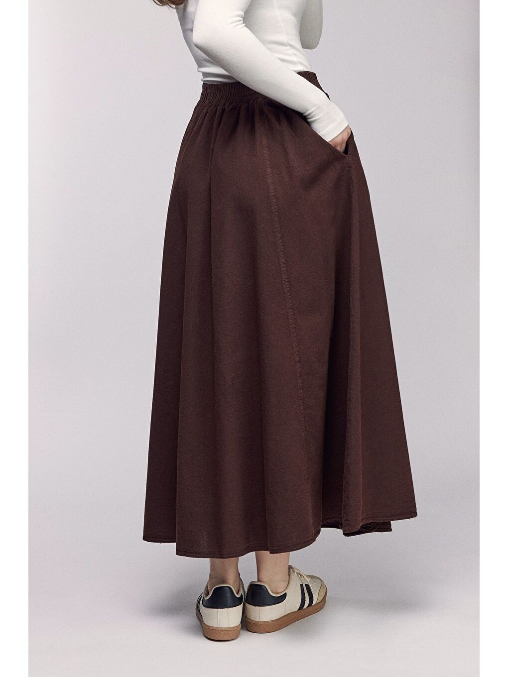 Kahverengi Kadın A Kesim Yüksek Bel Cepli Dökümlü Kloş Etek - Dokulu Keten-2