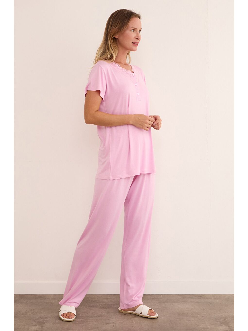 Pembe Yakası Dantel Detaylı Pijama Takımı-3