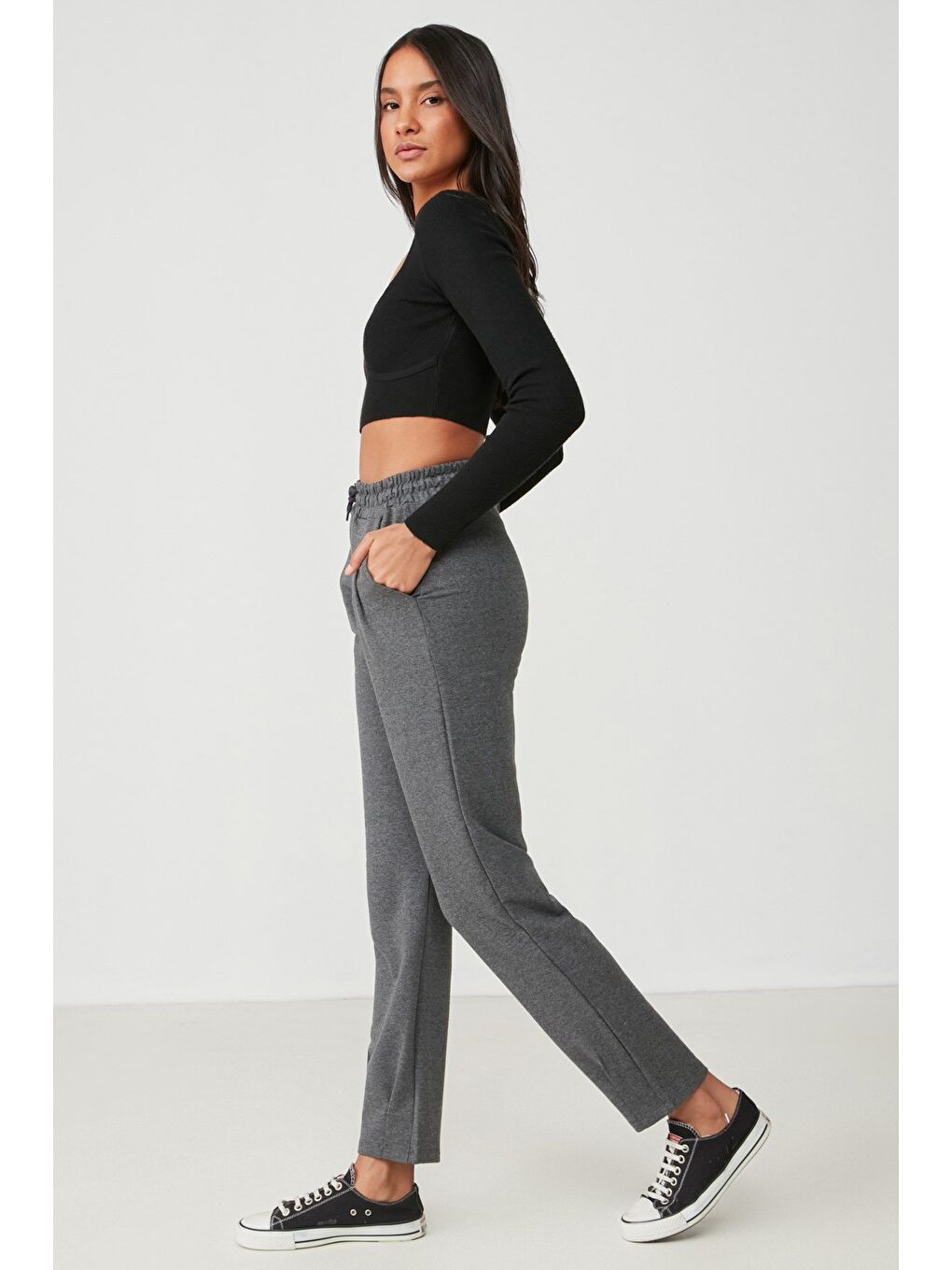 Gri Bel Ve Paçası Pileli Eşofman Altı 742 Füme-2