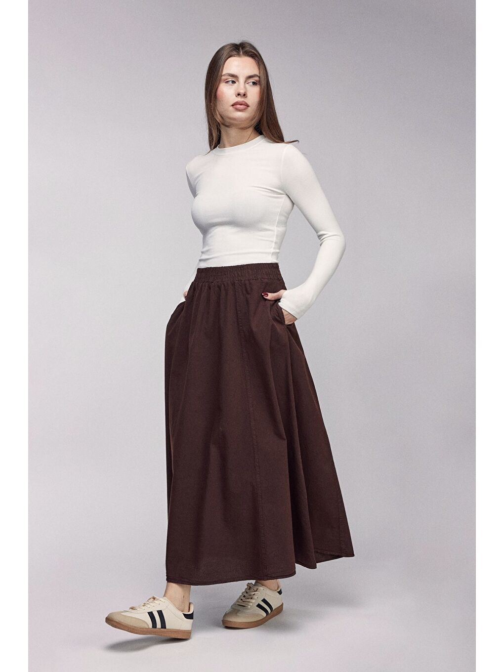 Kahverengi Kadın A Kesim Yüksek Bel Cepli Dökümlü Kloş Etek - Dokulu Keten-3