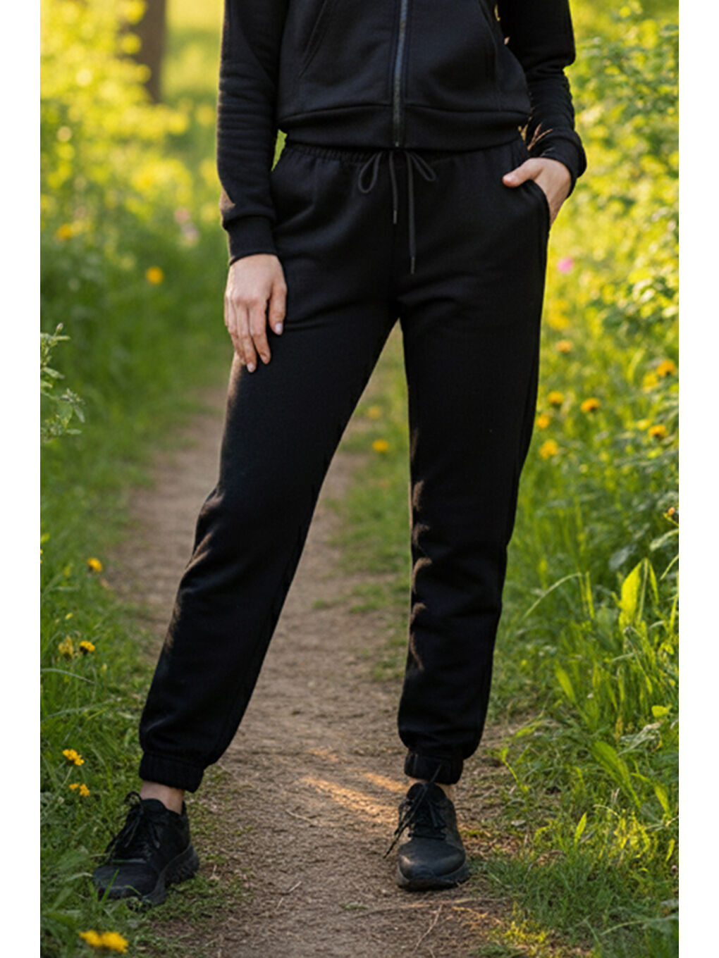 Kadın İki İplik Paçası Beli Lastikli 2 Cepli Eşofman Altı 8017 Siyah-1