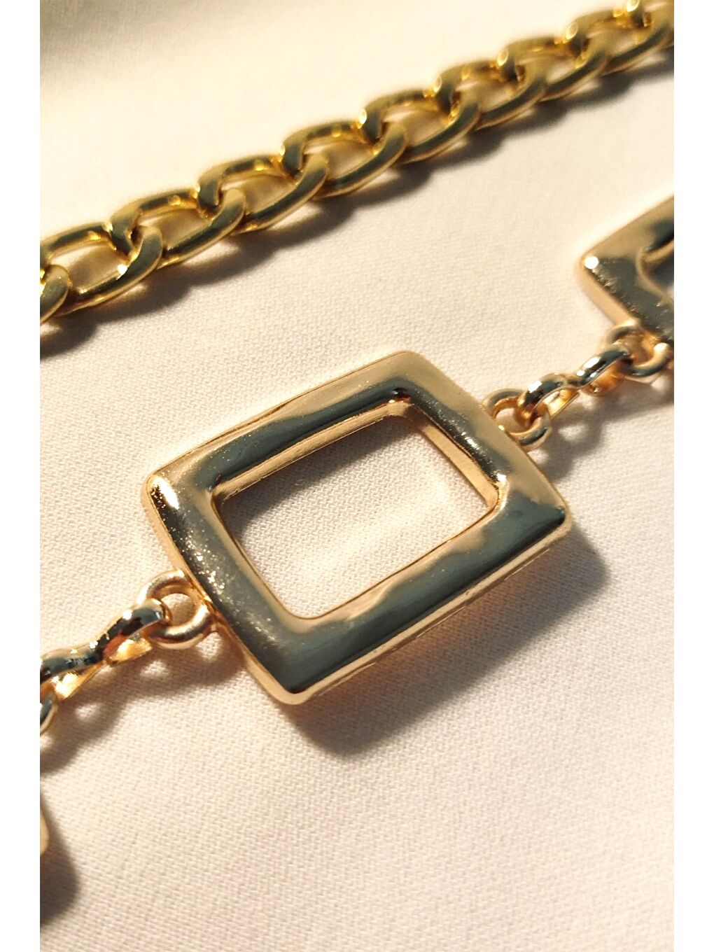 Sarı Kare Zincirli Metal Kemer-2