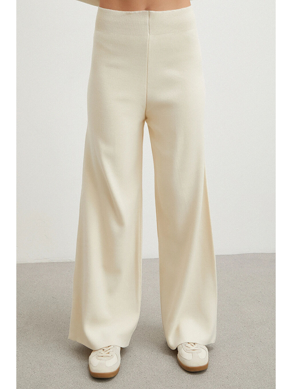 Çıtçıtlı Pantolonlu Triko Takım Ekru-5