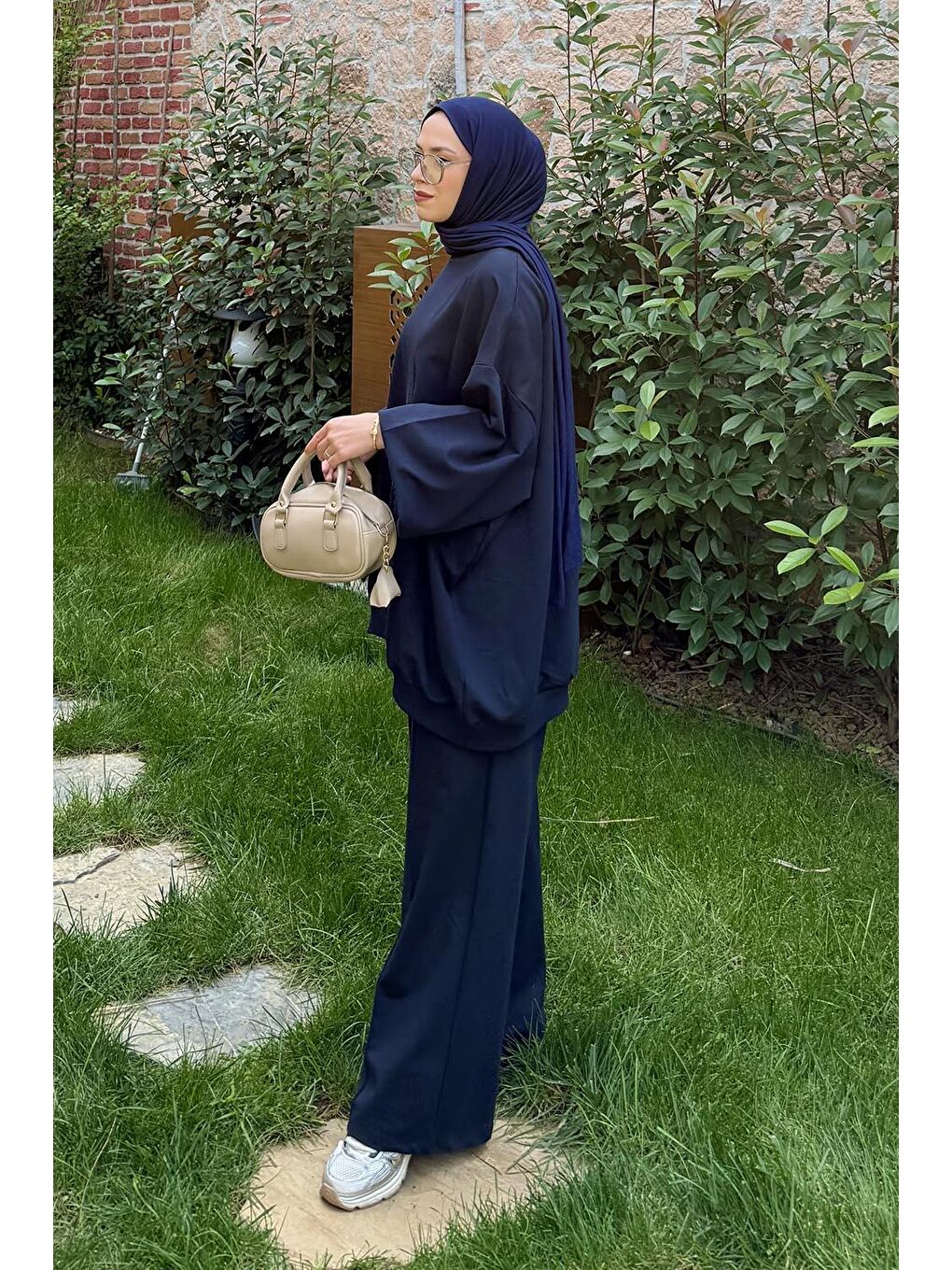 Kapüşonlu Pantolonlu İkili Tesettür Takım Koyu Lacivert-1