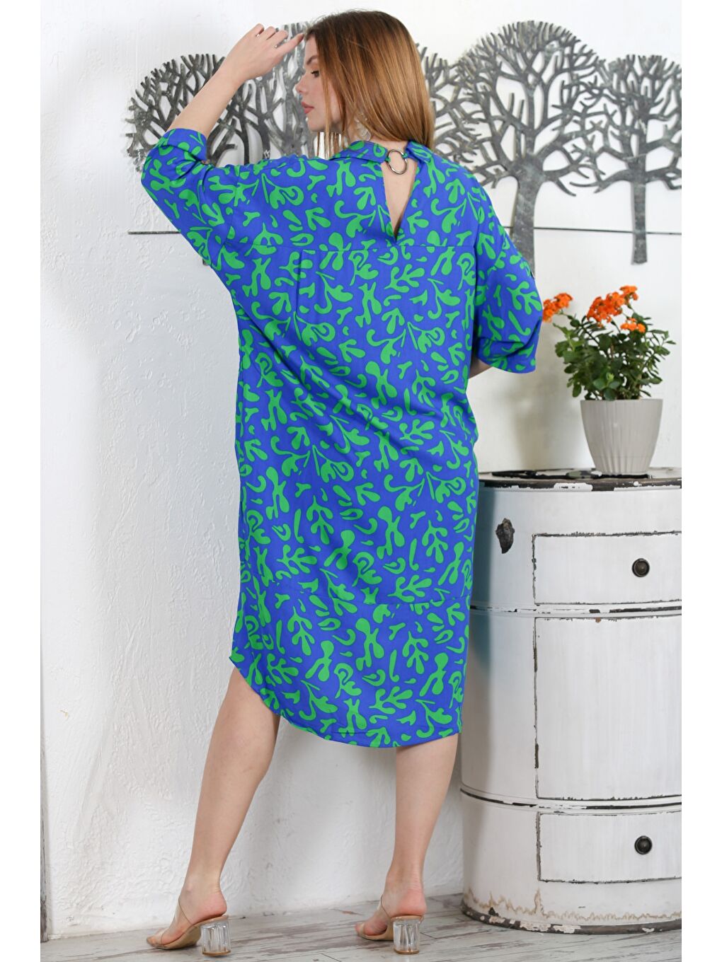Koyu Mavi Gömlek Yaka 3/4 Kol Düğmeli Gizli Cepli Allover Baskılı Dokuma Casual Elbise-4