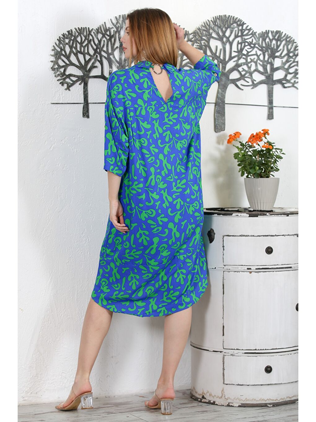 Koyu Mavi Gömlek Yaka 3/4 Kol Düğmeli Gizli Cepli Allover Baskılı Dokuma Casual Elbise-5