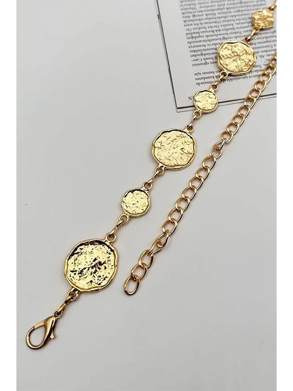 Sarı Yuvarlak Plaka Detaylı Zincir Kemer-2