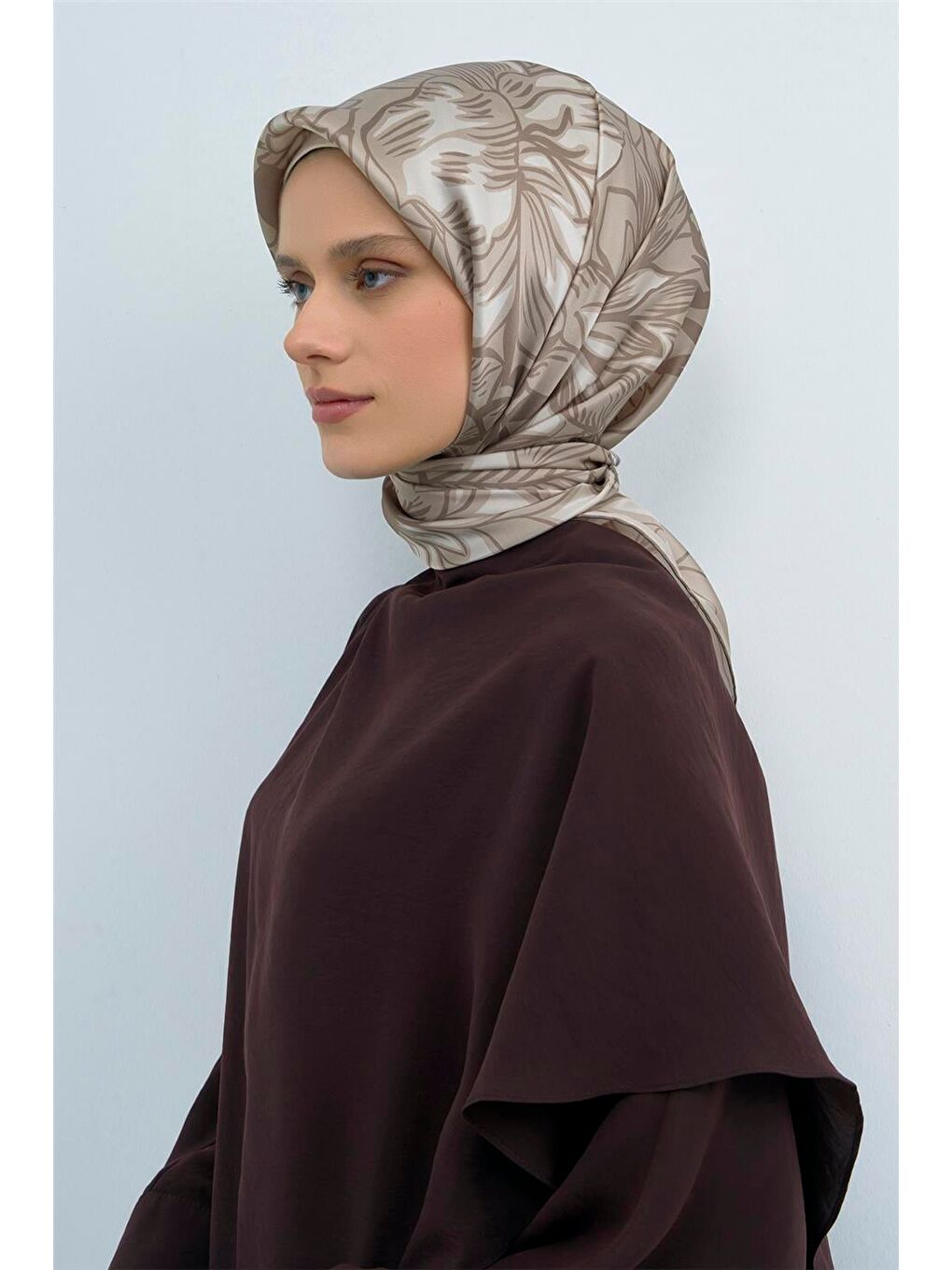 Bej Saf İpek Sura Eşarp 9539D 85-3