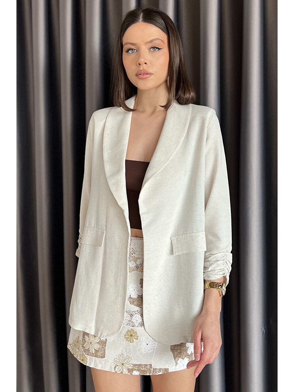 Bej Kadın Kol Büzgü Detaylı Keten Ceket