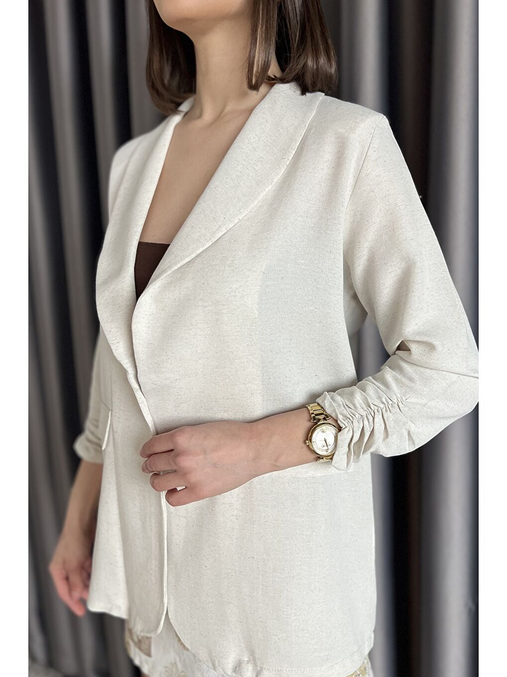 Bej Kadın Kol Büzgü Detaylı Keten Ceket-3