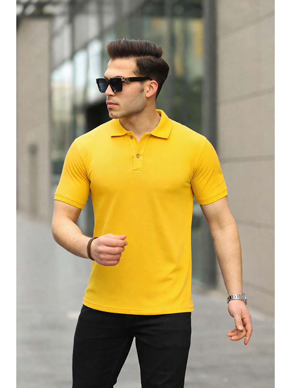Sarı Erkek Kıvrılmaz Polo Yaka Cepsiz Slim Fit Dar Kesim Düz T-Shirt