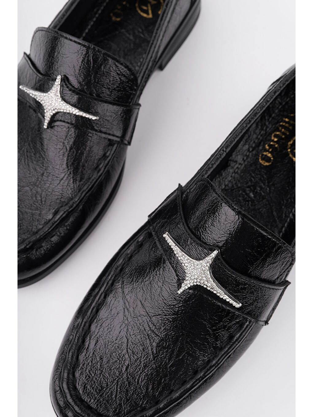 Siyah ARROW Tokalı Kadın Günlük Loafer Ayakkabı-1