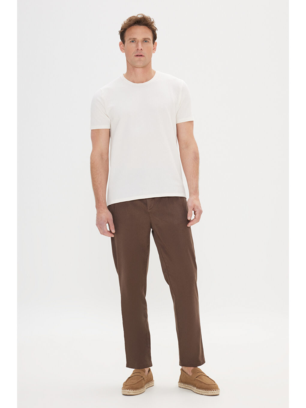 Erkek Ekru Slim Fit Dar Kesim Bisiklet Yaka Kısa Kollu Yumuşak Tuşeli Basic Tişört-1