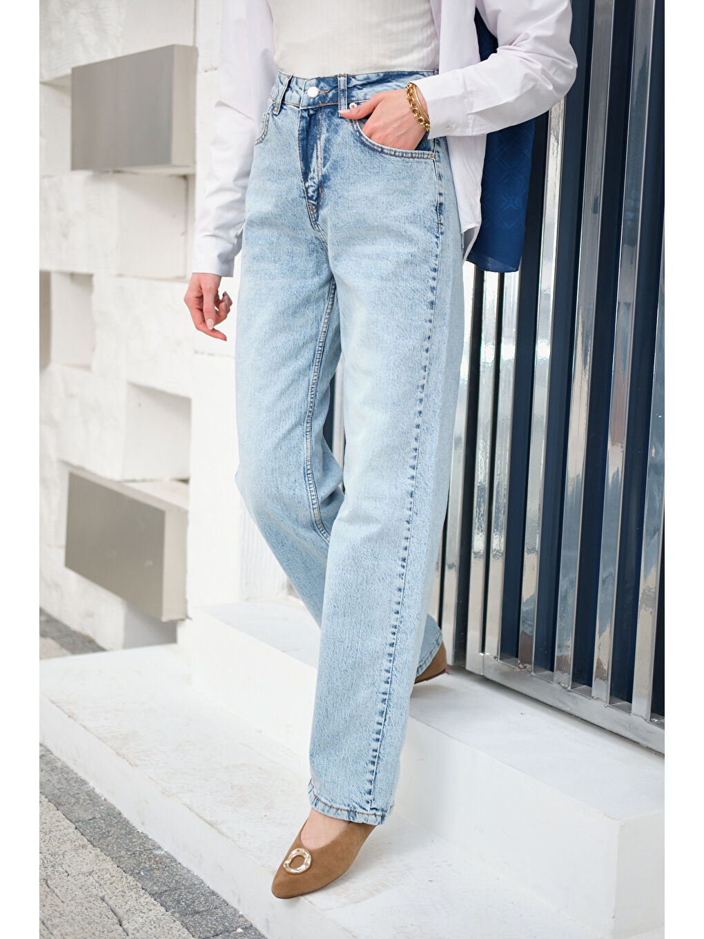 Kadın Kesik Paça Desen Jean Pantolon Buz Mavi