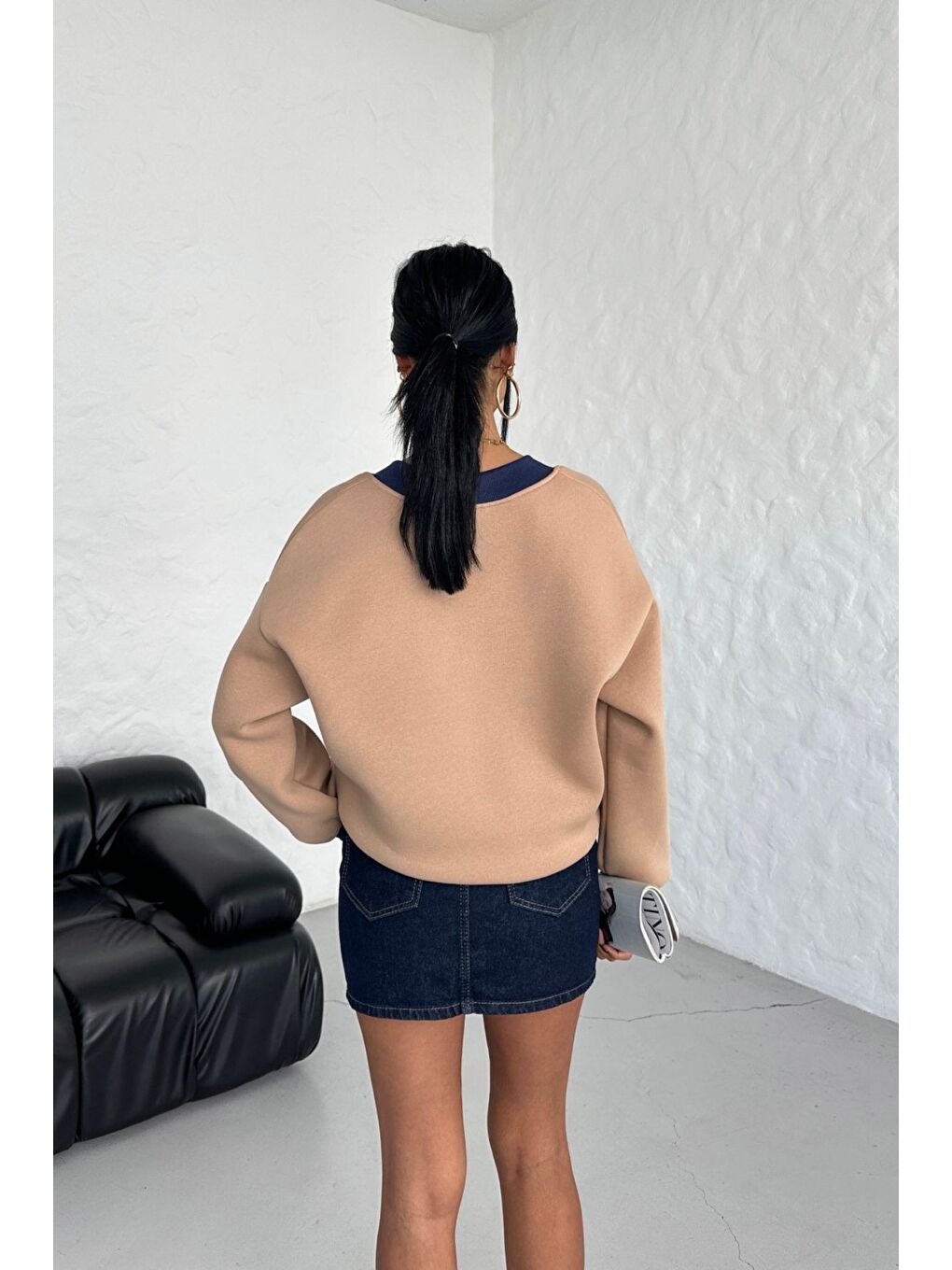 Trendseninle Bej Kadın Vizon Comfort In Paris Baskılı V Yaka Oversize New Sweatshirt - 5