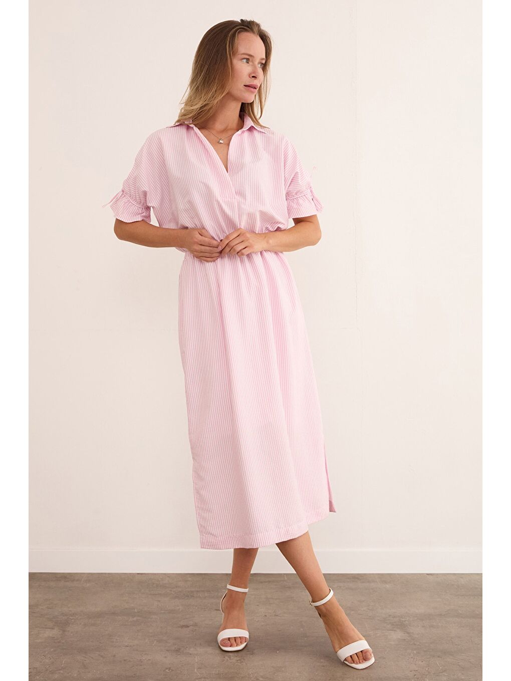 Pembe Çizgili Gömlek Yaka Beli Ve Kolu Lastikli Elbise-2