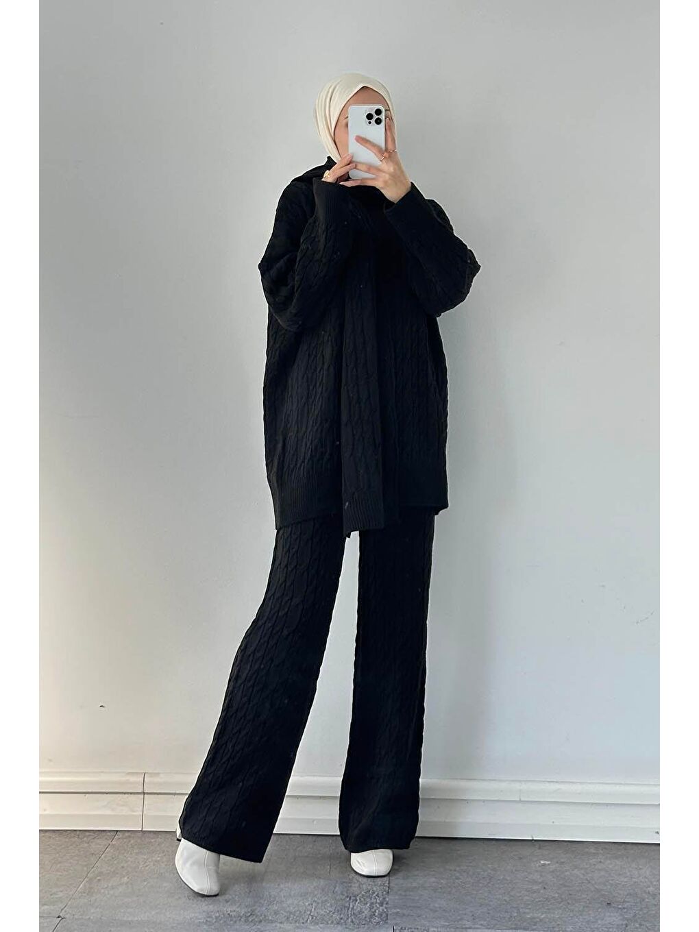 Atkılı Örülü Tesettür Takım Siyah-3