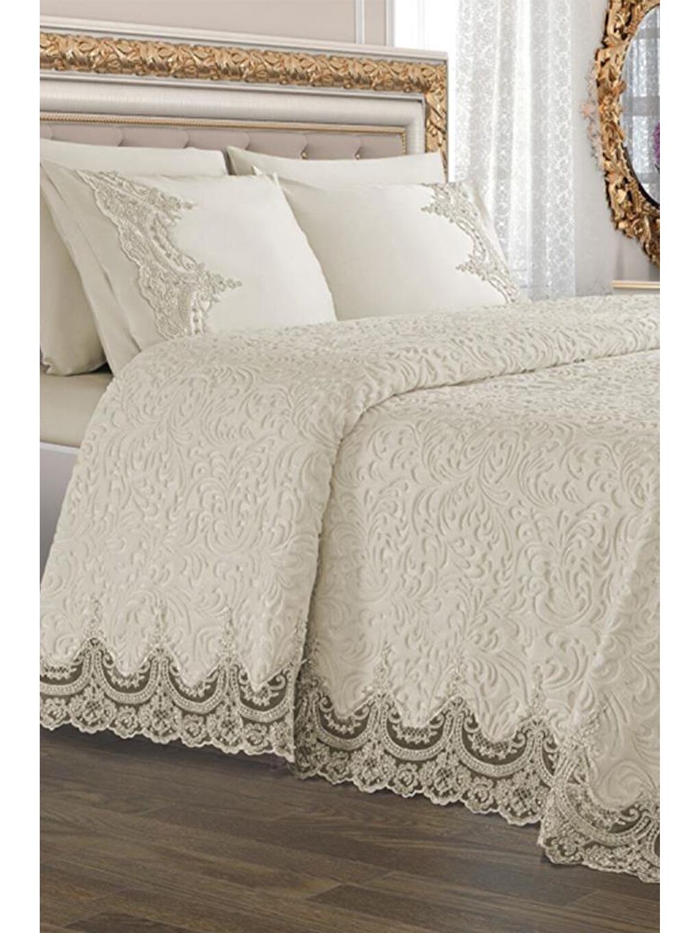 Karışık Fransız Güpürlü Çeyizlik Battaniye Takımı Arus Krem