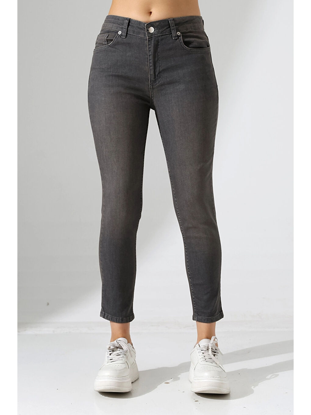 Gri Yüksek Bel Dar Paça Füme Jean Pantolon-3