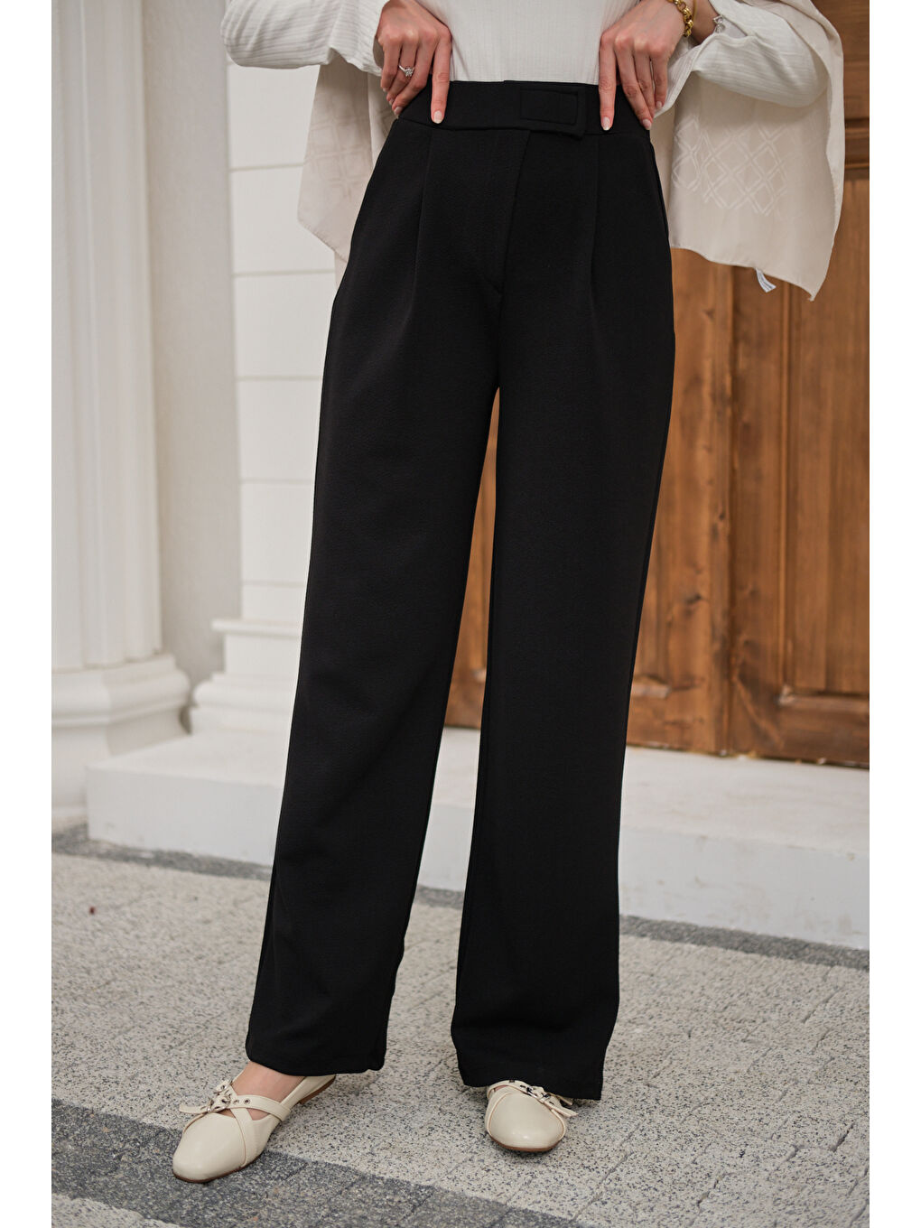 Kadın Cırtcırt Detay Kumaş Pantolon Siyah-2