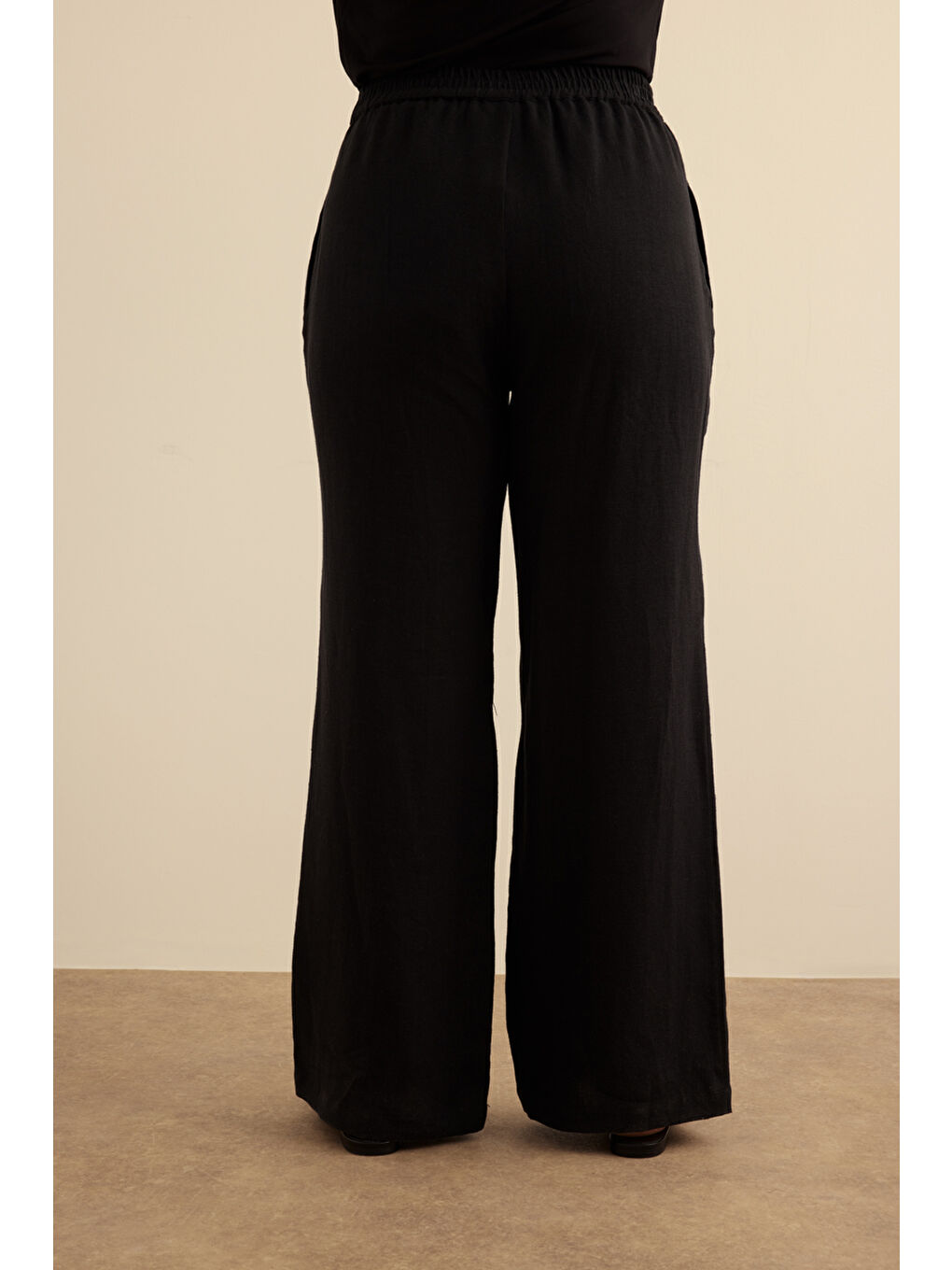 Siyah Beli Lastikli Keten Pantolon-5