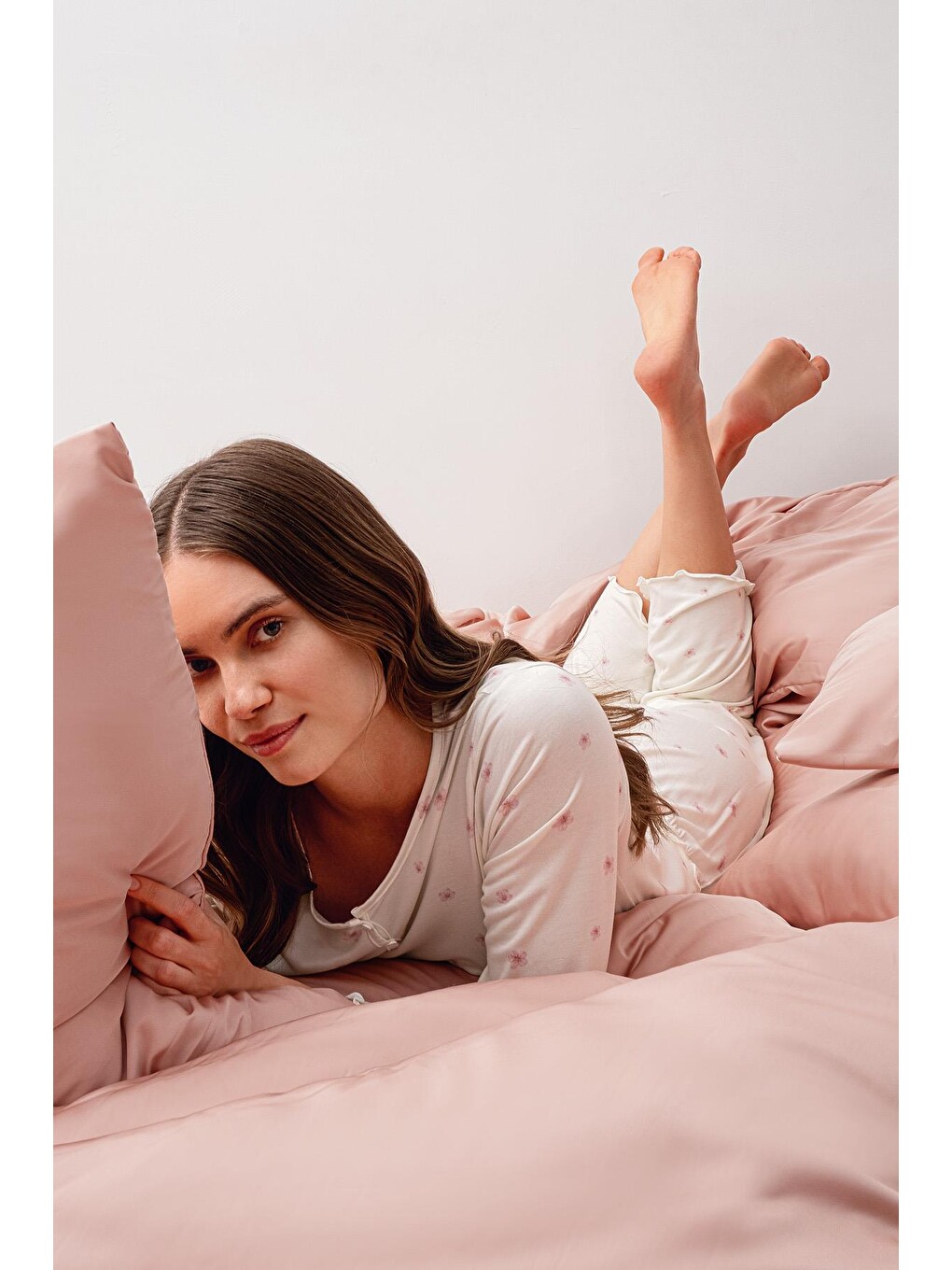 Pembe Uzun Kollu Düğmeli Desenli Elastanlı Viskoz Pijama Takım 20200-5