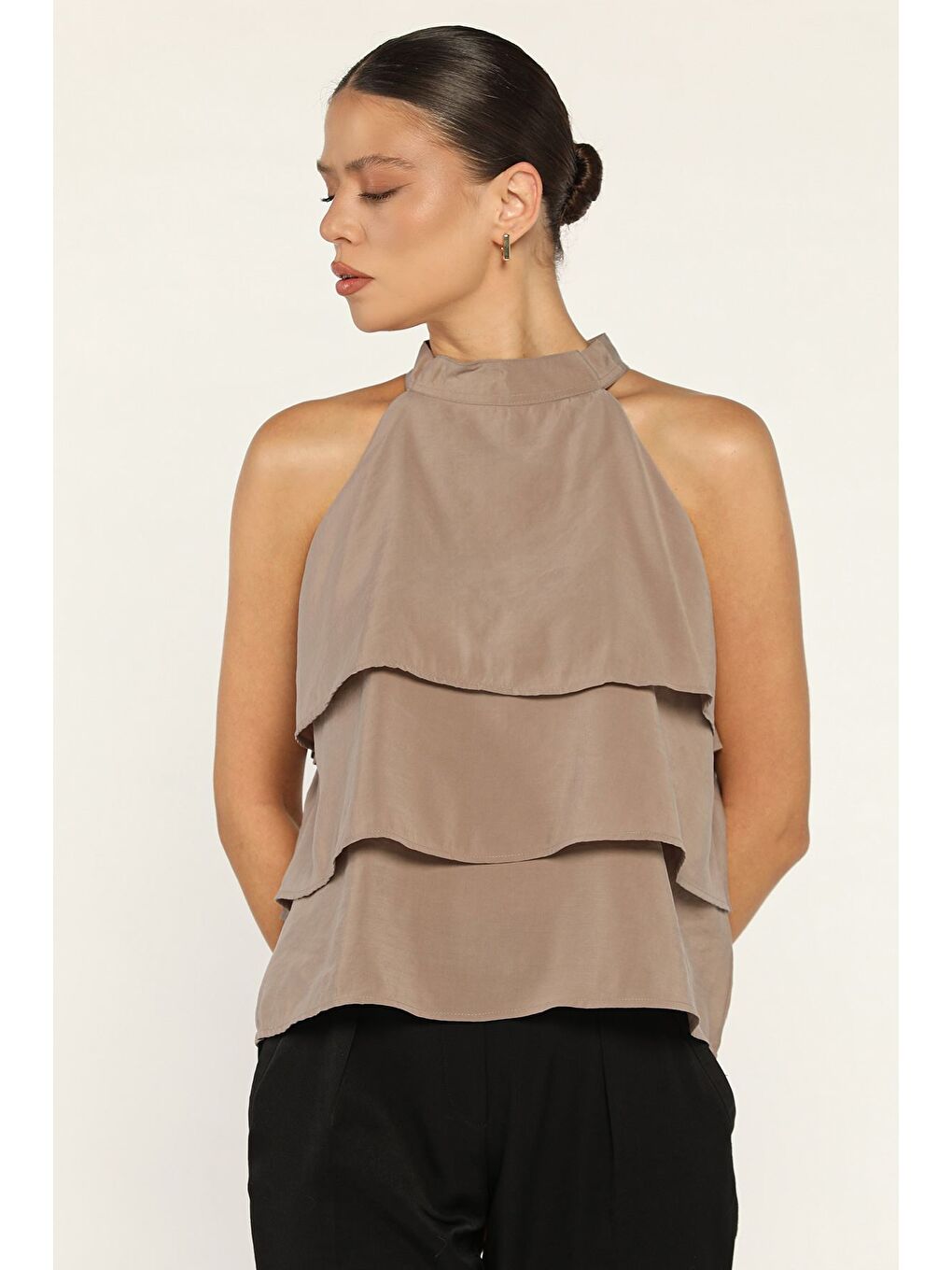 Bej Sıfır Kol Kat Kat Kadın Bluz-1