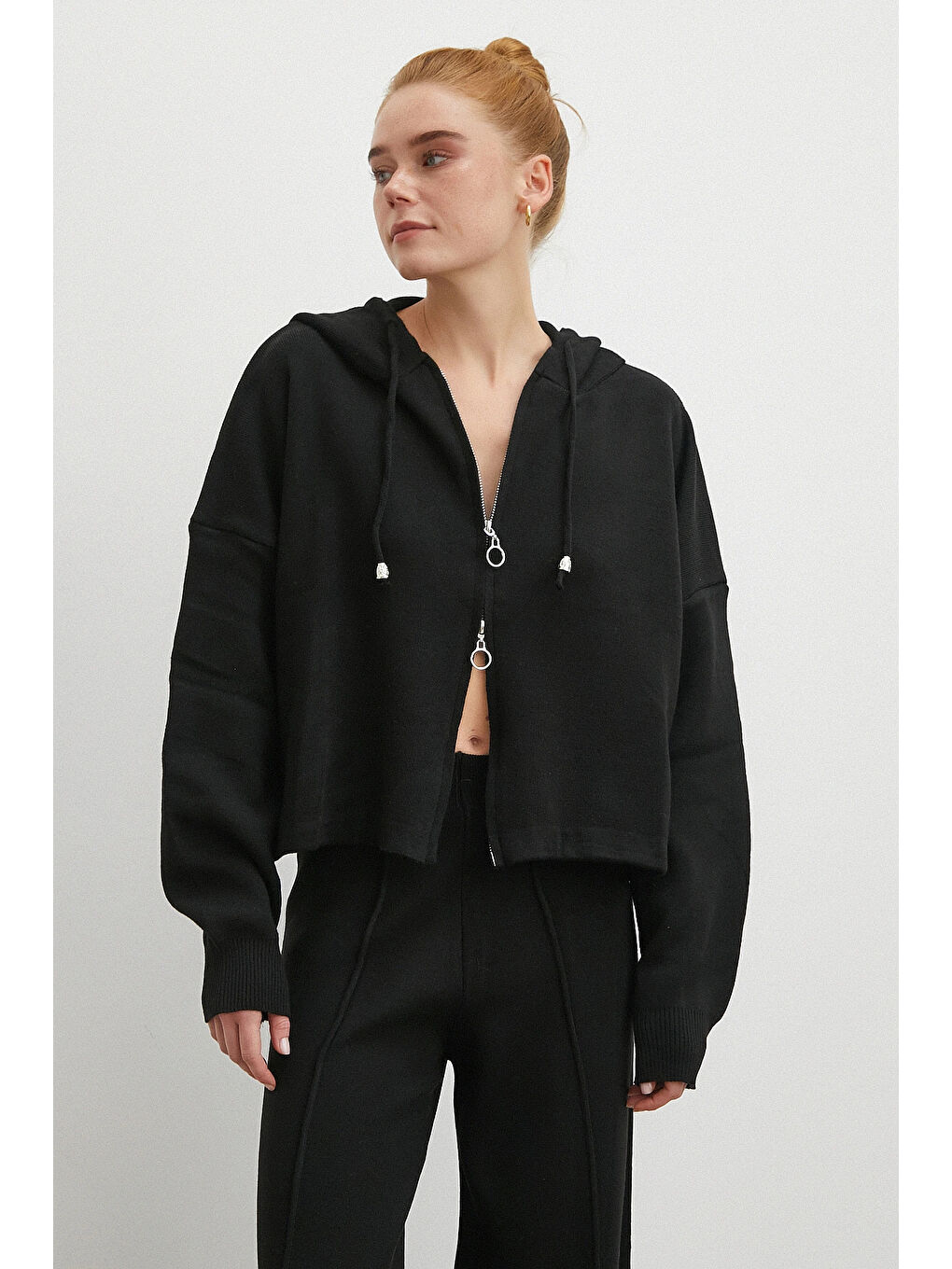 Çift Fermuarlı Kapüşonlu Pantolonlu Takım Siyah-3