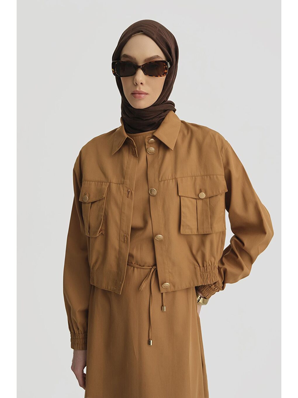 Kahverengi İçi Elbiseli Bomber Ceketli Lyocell Takım 25Y6001 Taba-2