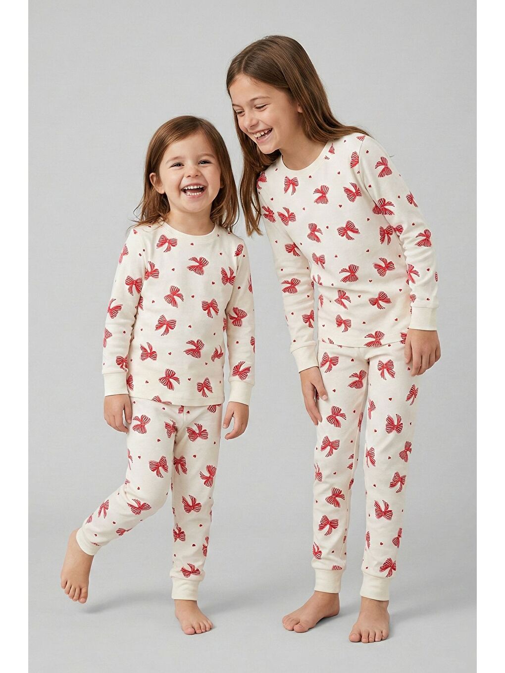 Ekru Renk Kırmızı Fiyonk Baskılı Kız Çocuk Pijama Takımı-1