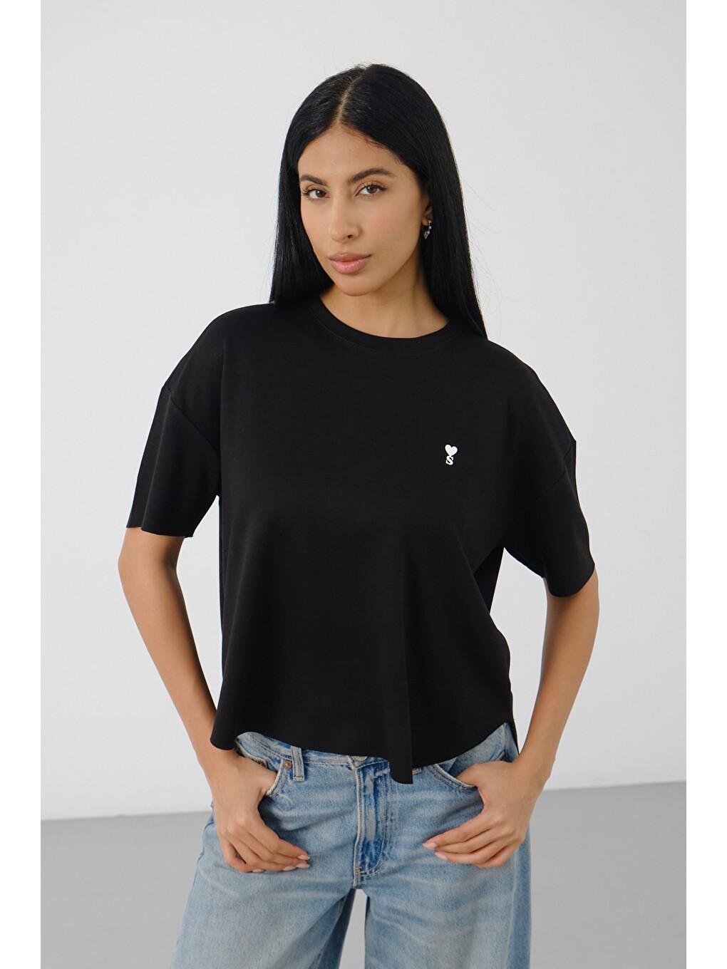 Siyah Kadın Oversize Boxy T-Shirt Bisiklet Yaka Rahat Kalıp Tişört-1