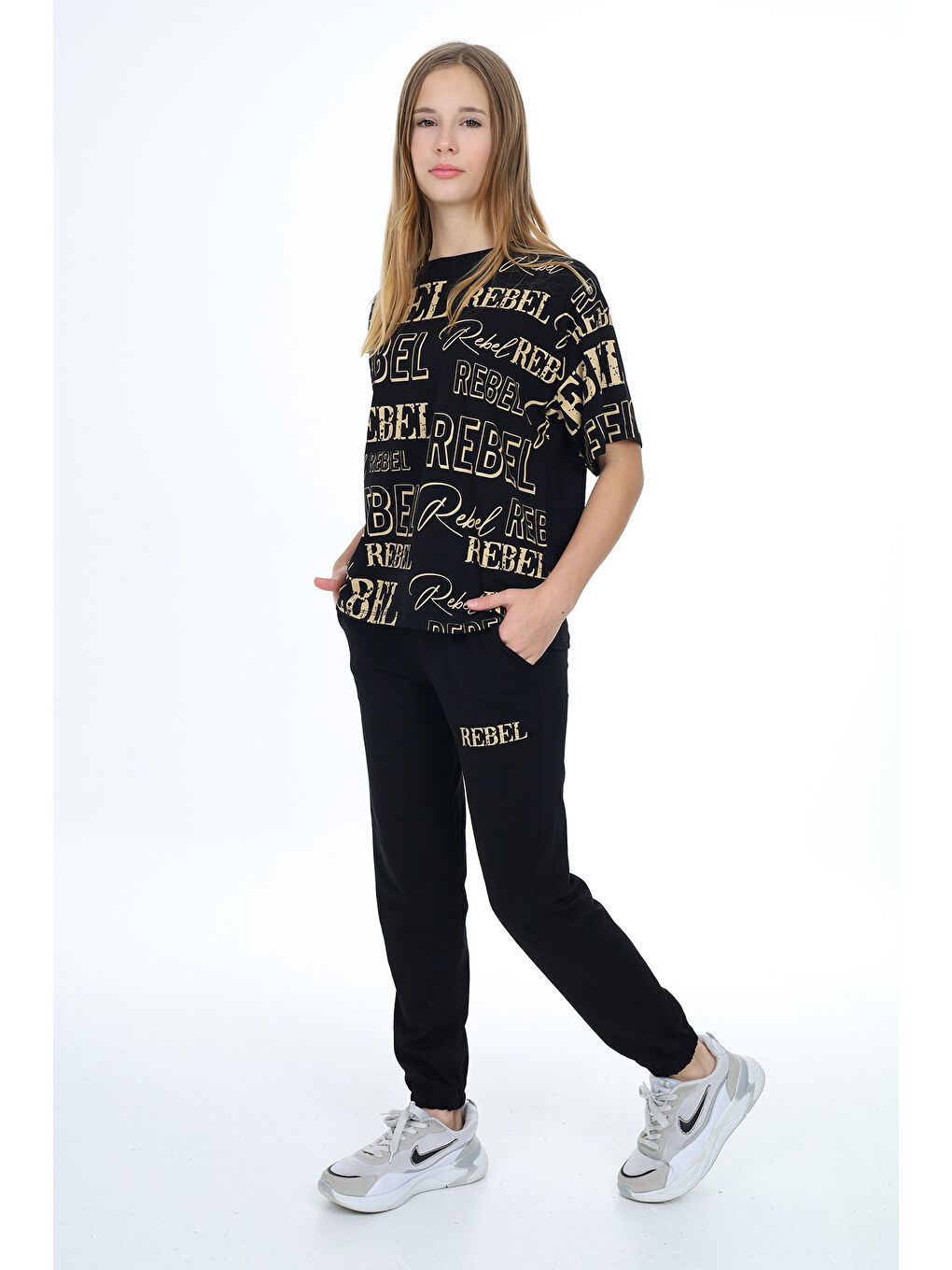 Siyah Kız Çocuk Yazı Baskılı Alt-Üst Takım 12155-1