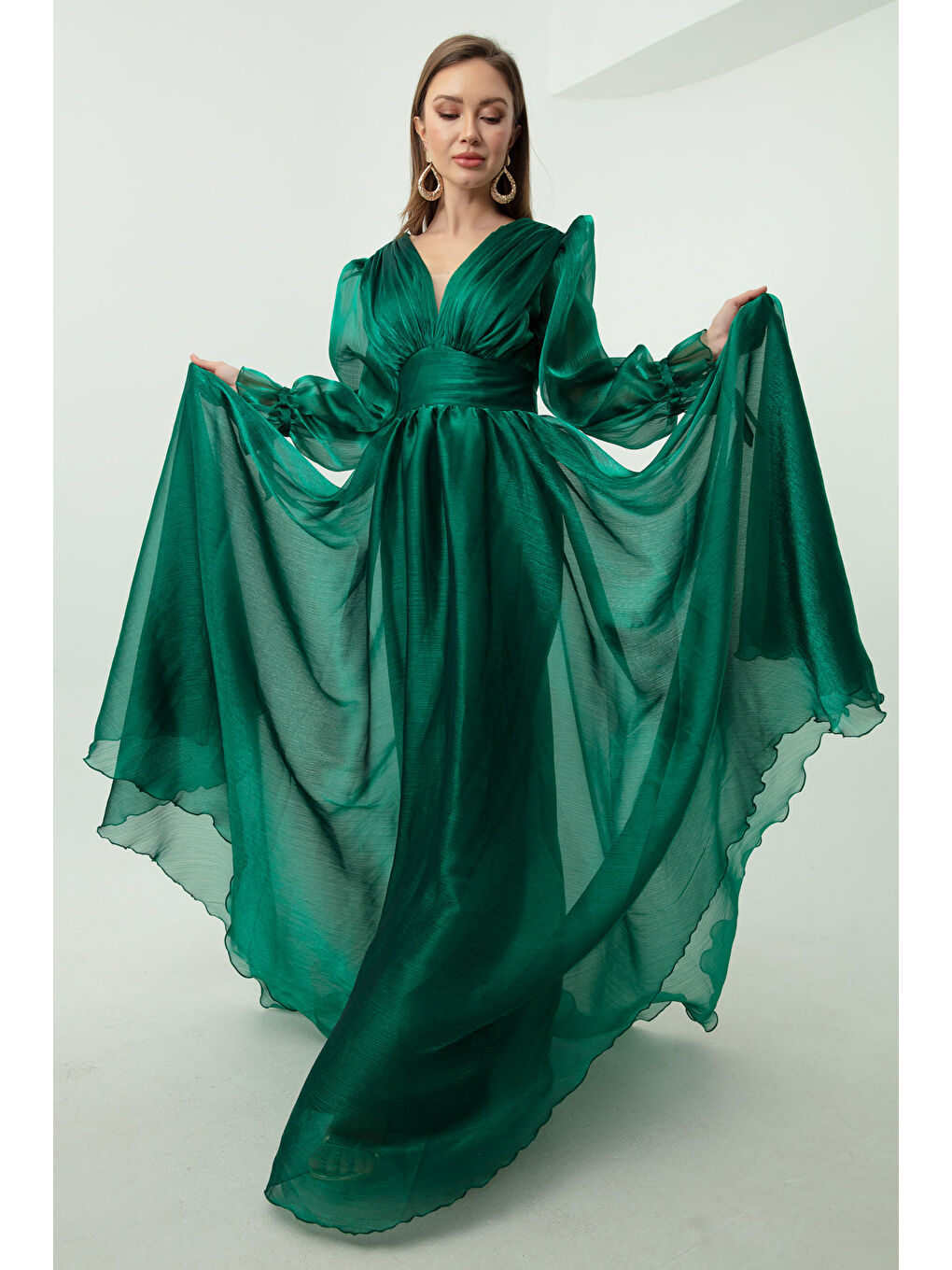 Kadın Zümrüt Yeşili Balon Kol V Yaka Uzun Abiye Elbise-3