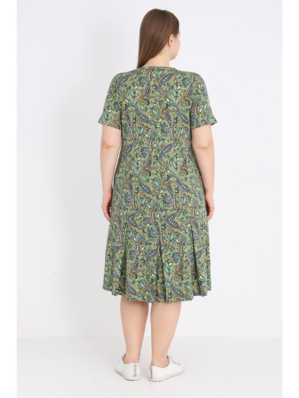 Yeşil Büyük Beden Desenli Kısa Kollu Bisiklet Yaka Pamuklu Elbise-4