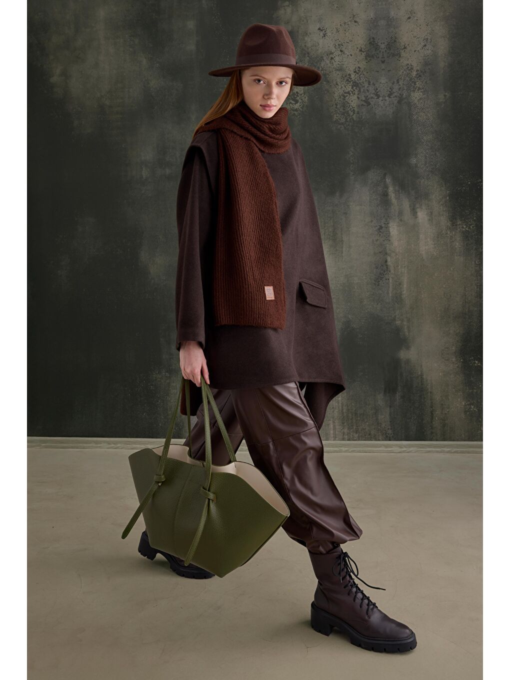 Kahverengi Asimetrik Salaş Kaban Acı Kahve-1