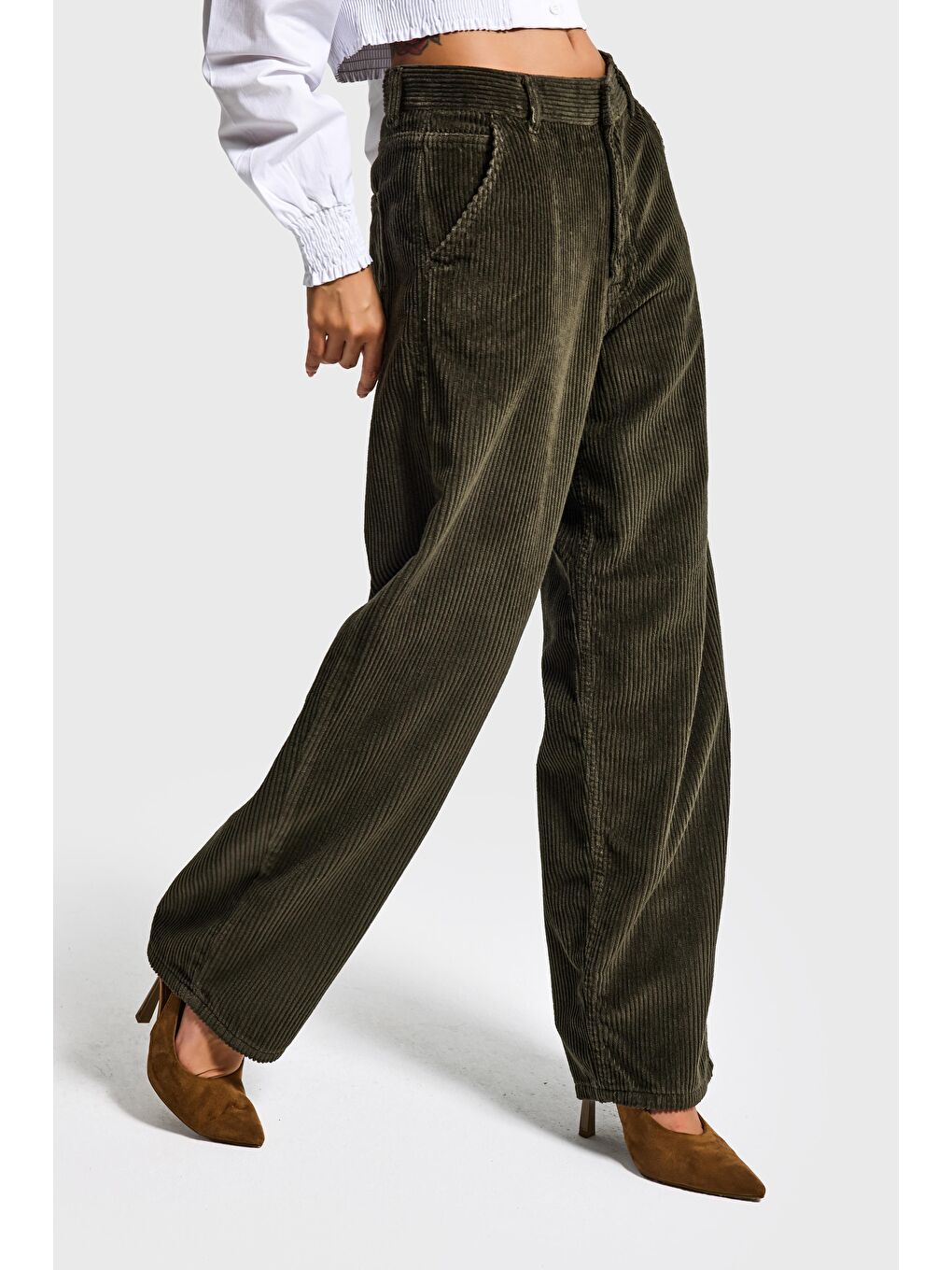 Kadın Haki Juniper 26w5-15 Skater Fit Fitilli Velvet Kadife Kumaş Pantolon