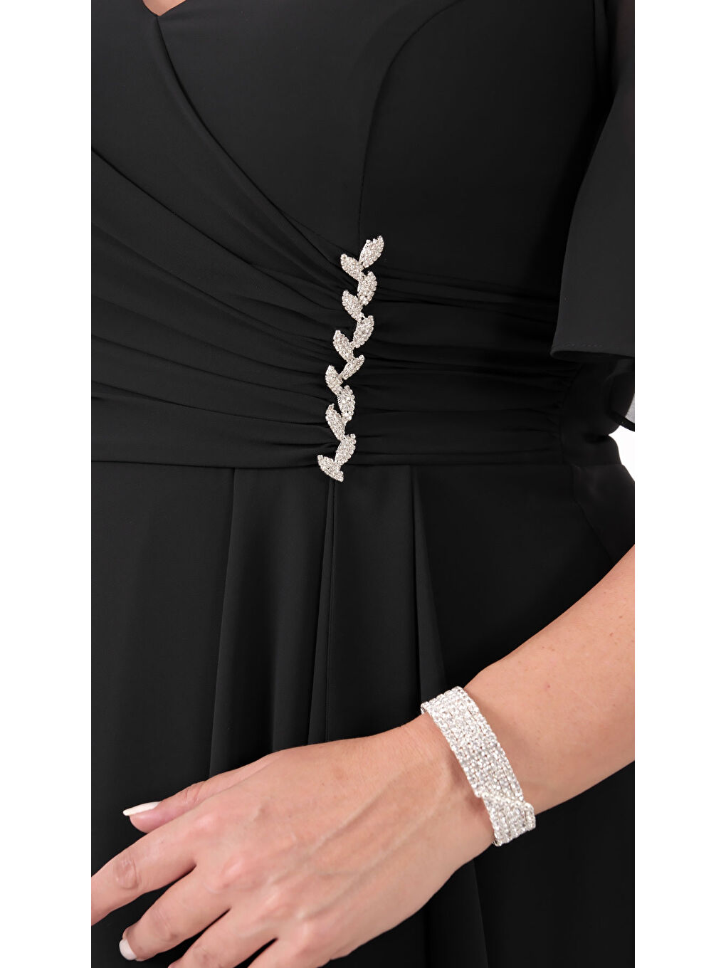 Kadın Siyah V Yaka Taşlı Büyük Beden Şifon Abiye Elbise-3