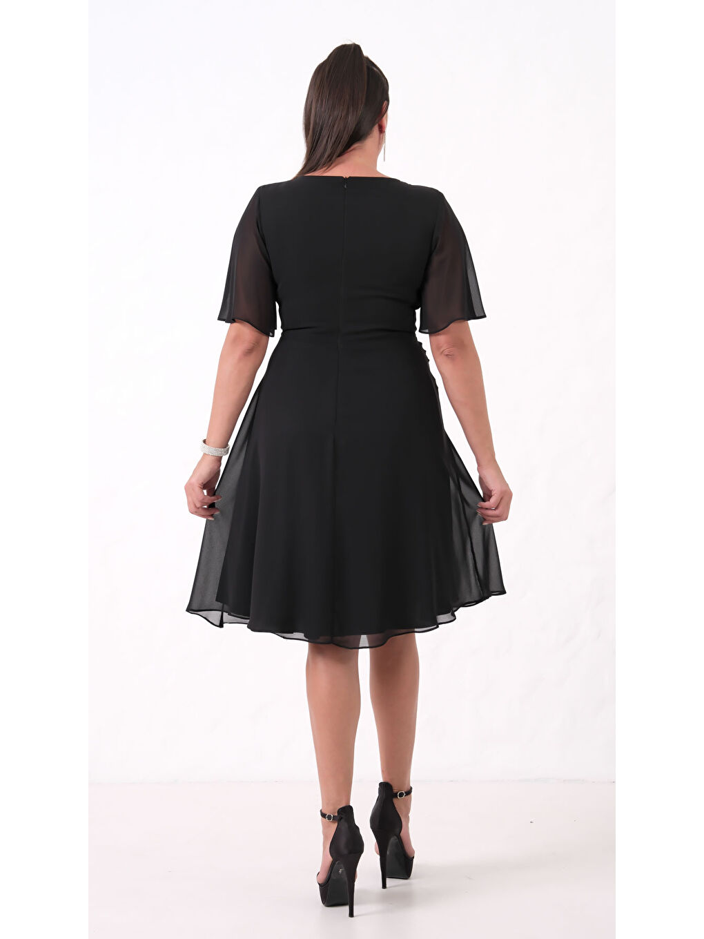 Kadın Siyah V Yaka Taşlı Büyük Beden Şifon Abiye Elbise-4