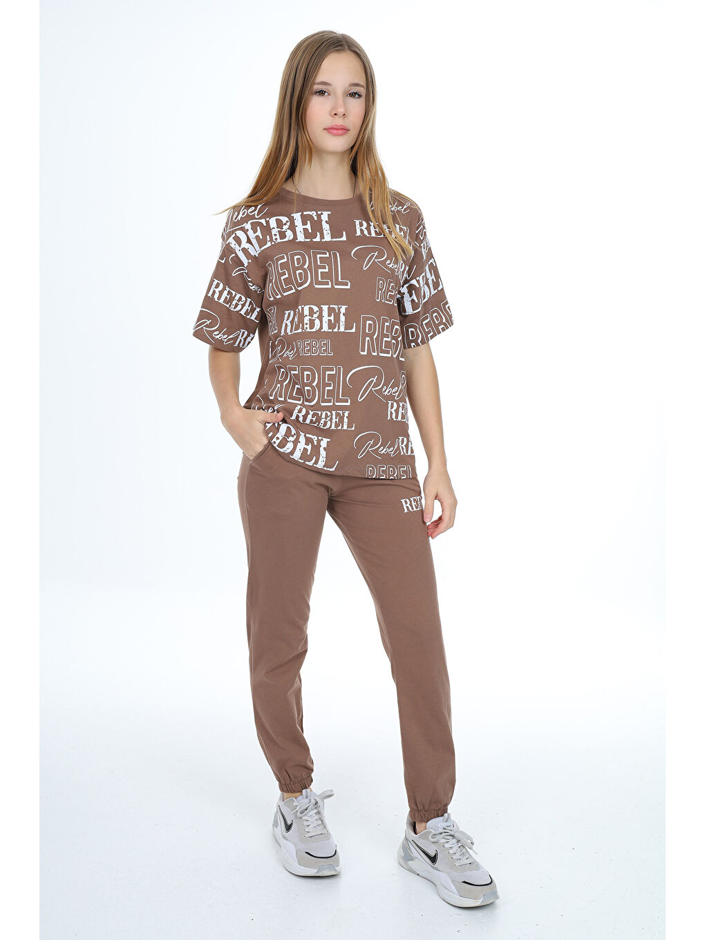 Kahverengi Kız Çocuk Yazı Baskılı Alt-Üst Takım 12155-1