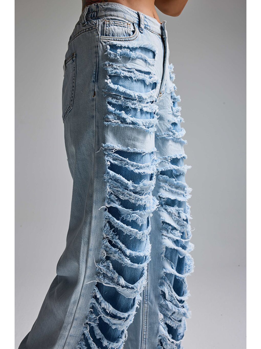 Mavi Kadın Ice Jean Straight Fit Yırtık Detaylı Özel Tasarım Denim Jean-2