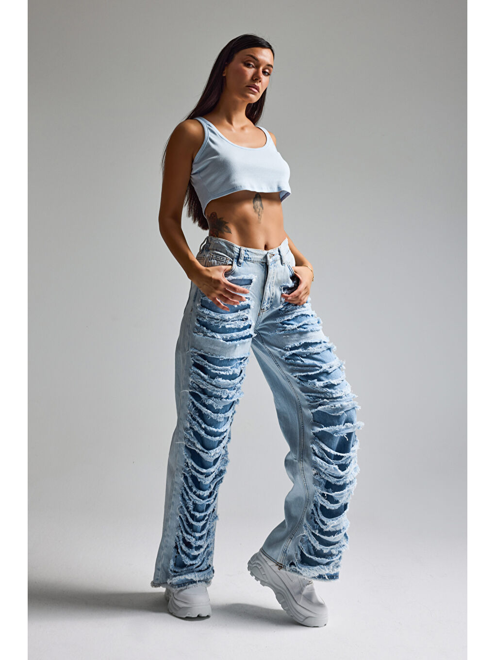 Mavi Kadın Ice Jean Straight Fit Yırtık Detaylı Özel Tasarım Denim Jean-3