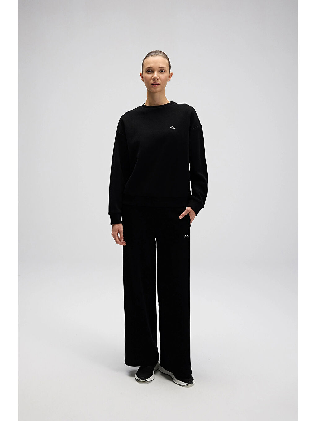 Siyah Pamuklu Regular Fit Bisiklet Yaka Logolu Sweat EF540-BK-1